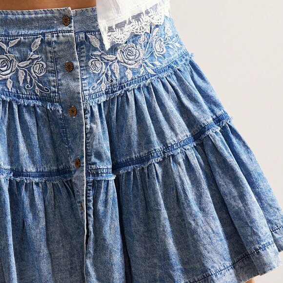 Blue Boho Women's Floral Embroidered Pleated Versatile A-Line Skirt - Picture 4 of 7